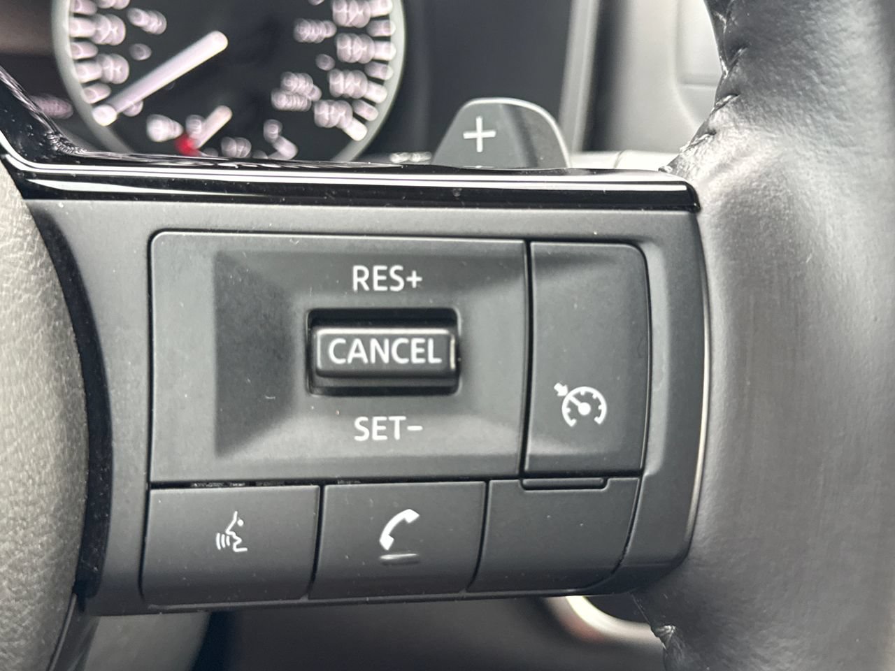 Used 2021 Nissan Rogue S FWD image 26