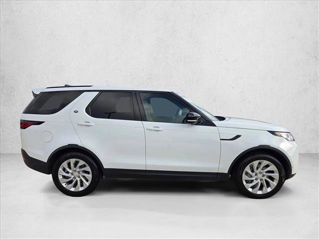 Used 2025 Land Rover Discovery S AWD/4WD image 4