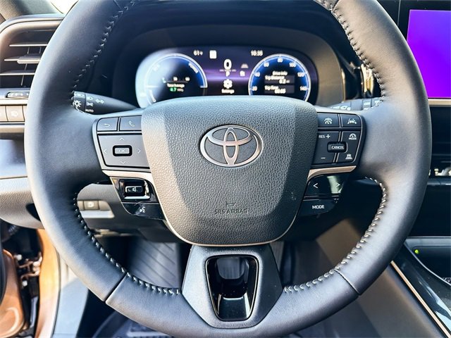 New 2025 Toyota Crown Signia XLE image 13