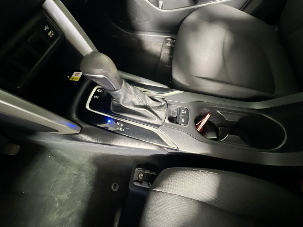 Used 2022 Toyota Corolla Cross LE w/ Moonroof Package FWD image 21