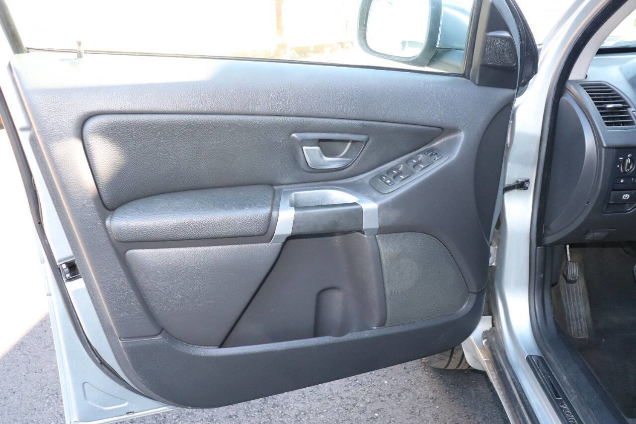 Used 2013 Volvo XC90 3.2 image 15