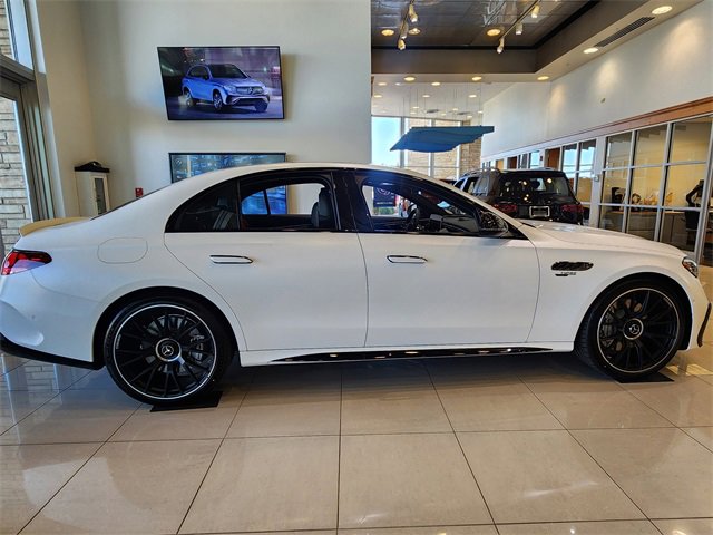 New 2026 Mercedes-Benz E 53 AMG e 4MATIC Sedan image 5