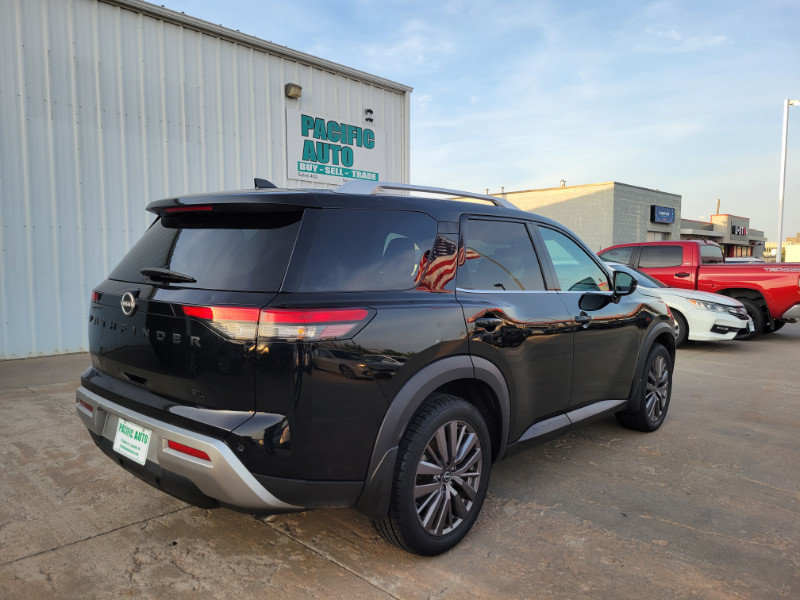 Used 2022 Nissan Pathfinder SL w/ SL Premium Package FWD image 8