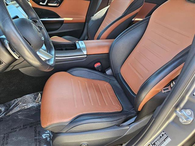 Used 2023 Mercedes-Benz C 300 4MATIC Sedan image 16