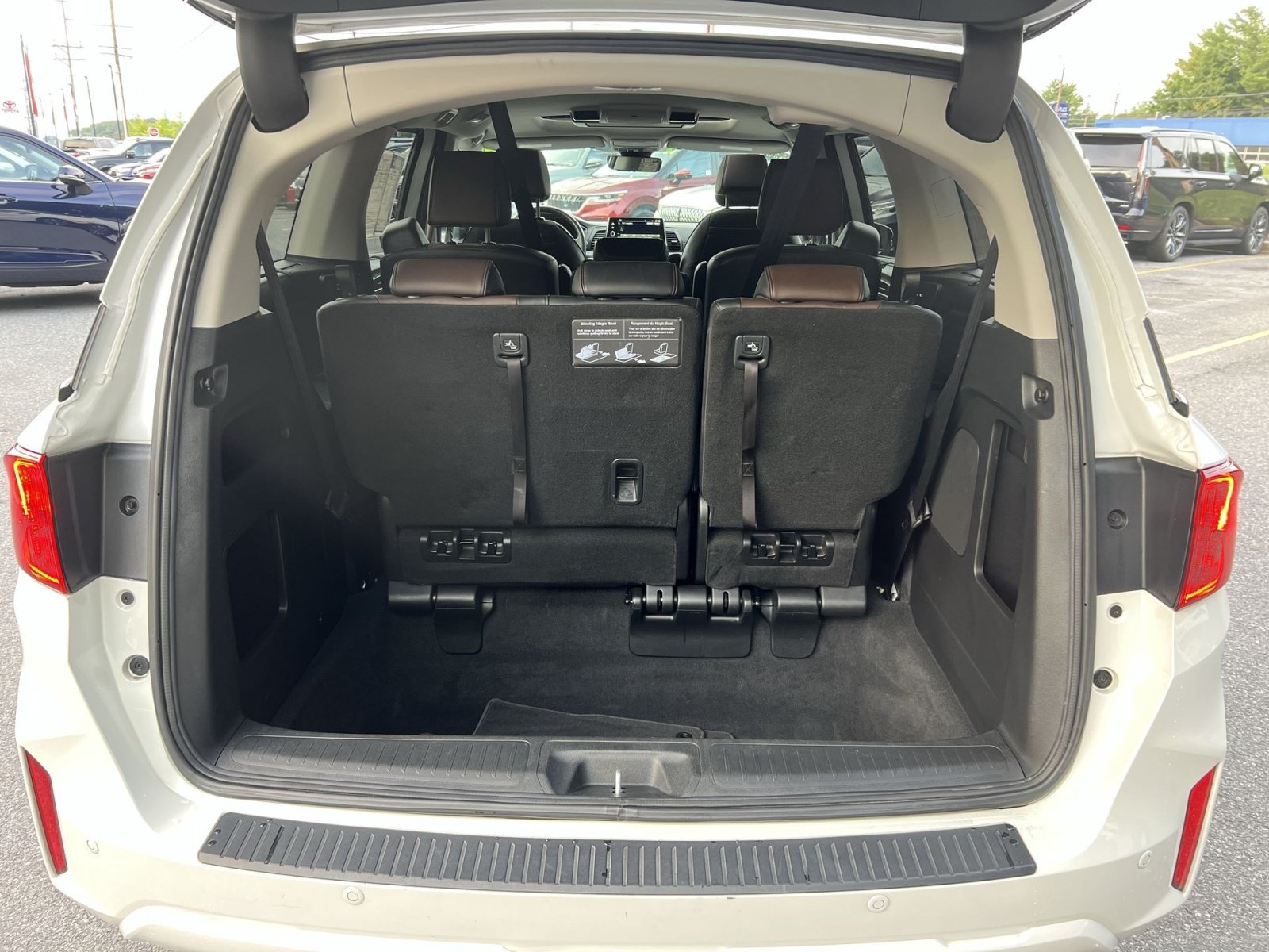 Used 2025 Honda Odyssey Elite image 27