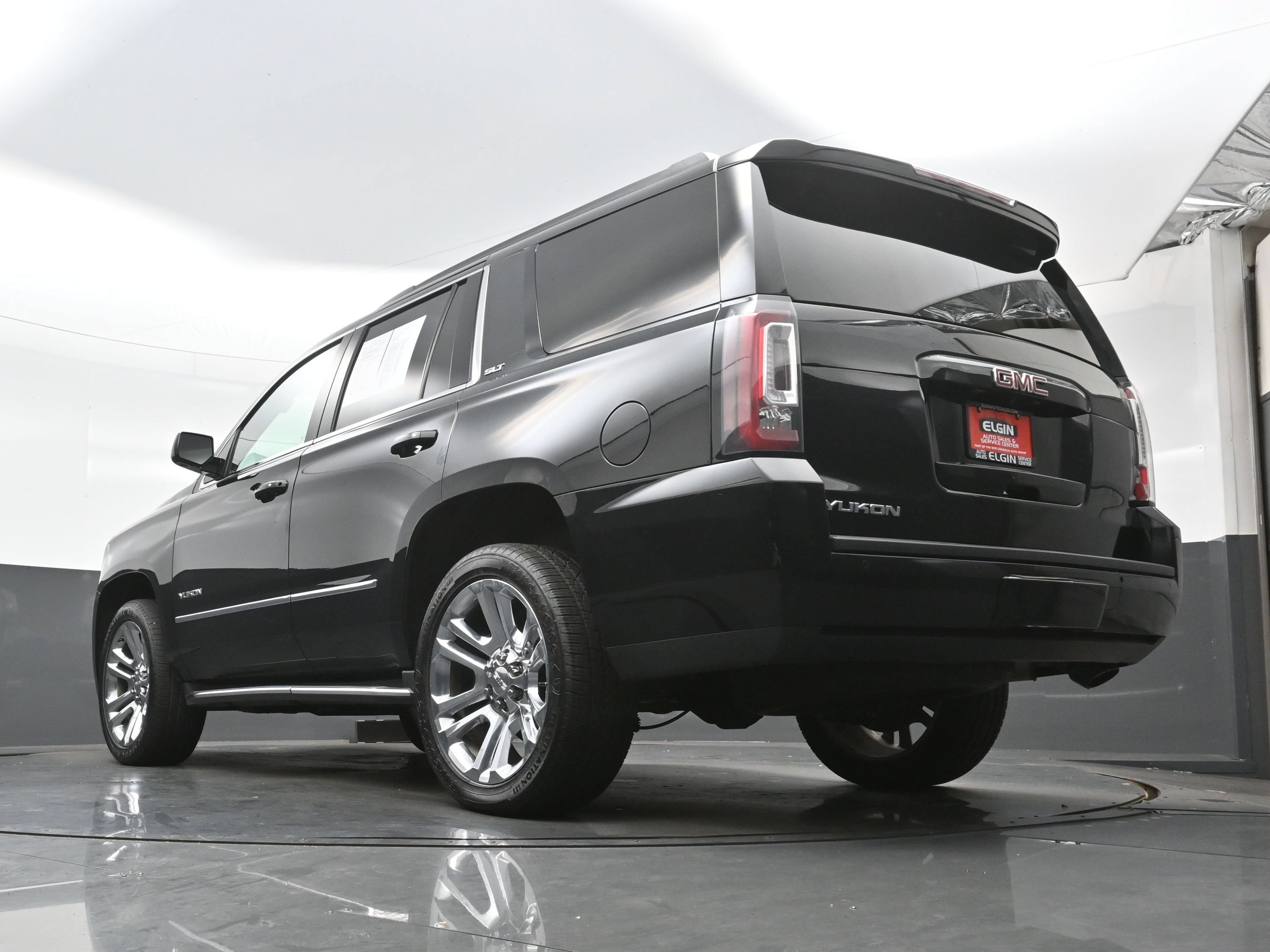 Used 2019 GMC Yukon SLT w/ Premium Edition AWD/4WD image 30