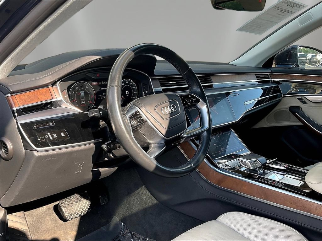 Used 2023 Audi A8 L 3.0T w/ Comfort Plus Package AWD/4WD image 16