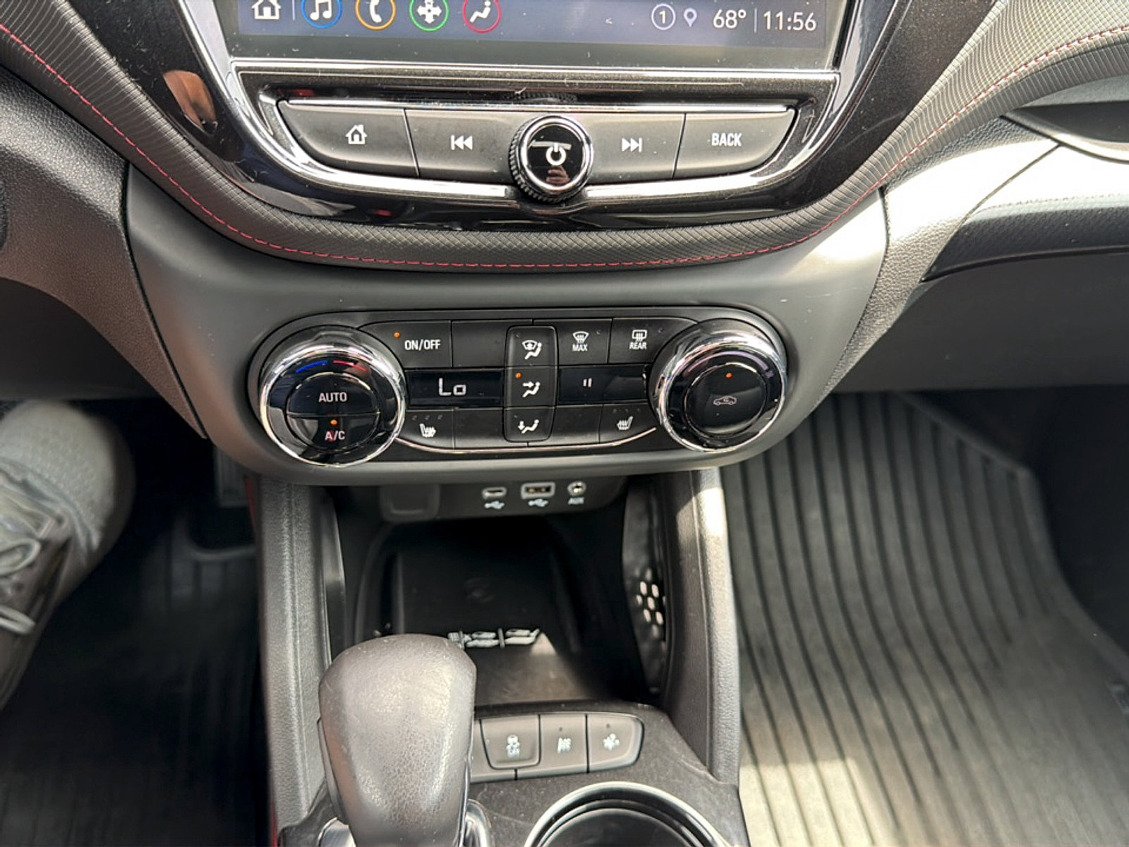 Used 2021 Chevrolet TrailBlazer RS w/ Sun and Liftgate Package FWD image 18