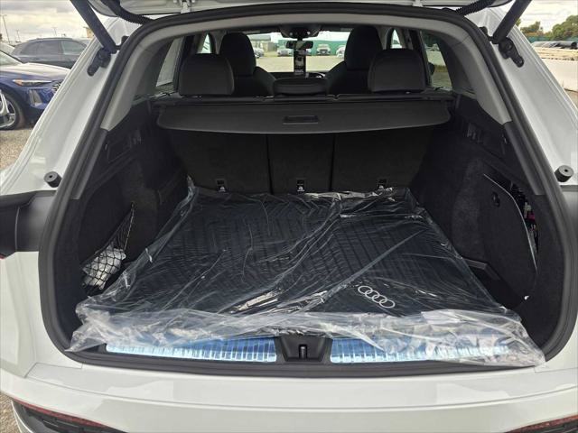 New 2026 Audi Q5 Premium Plus AWD/4WD image 14