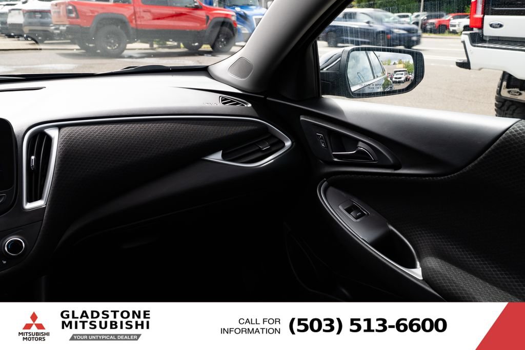 Used 2024 Chevrolet Malibu LT FWD image 11
