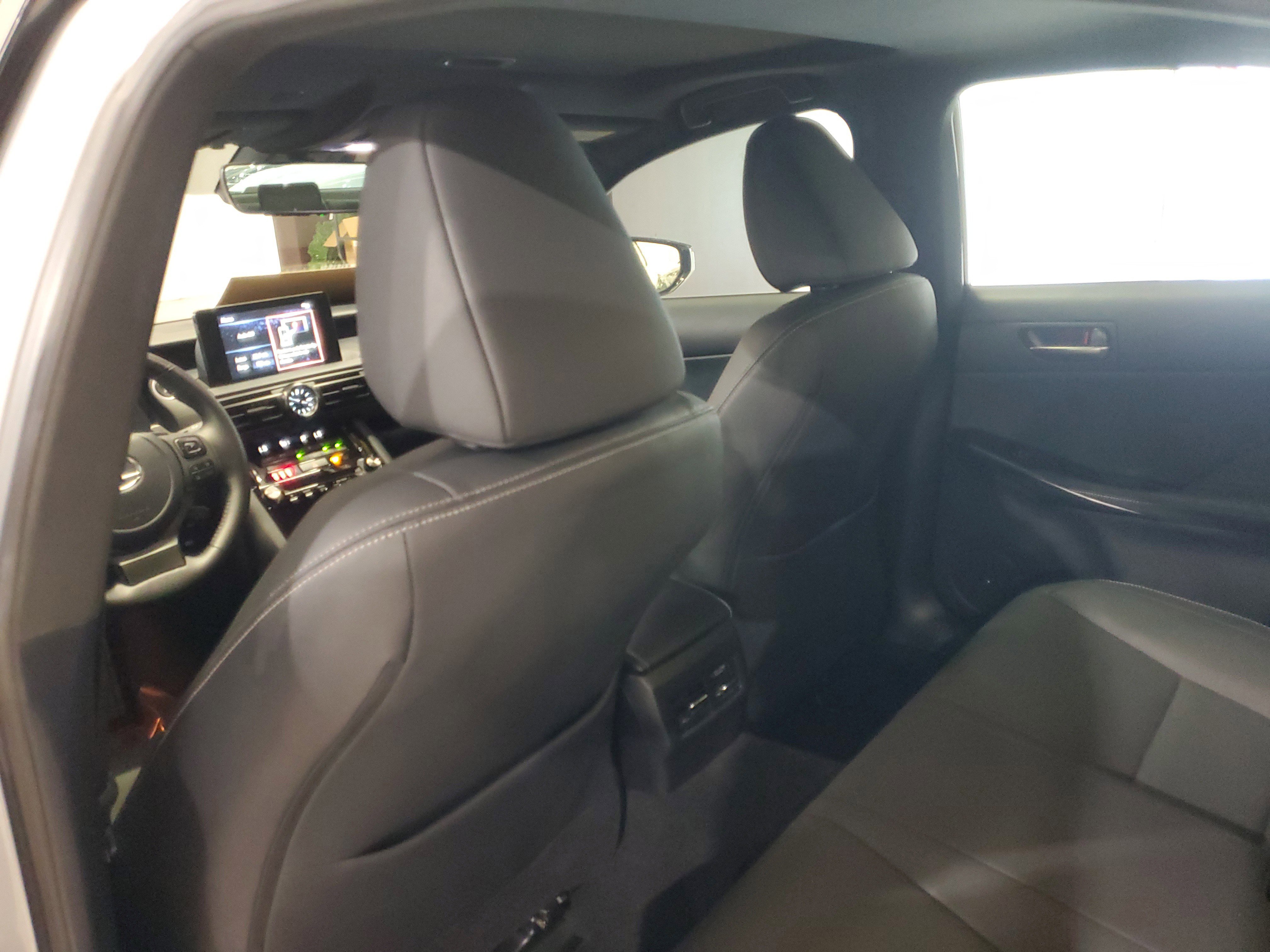 Certified 2023 Lexus IS 300 w/ Comfort Package image 11