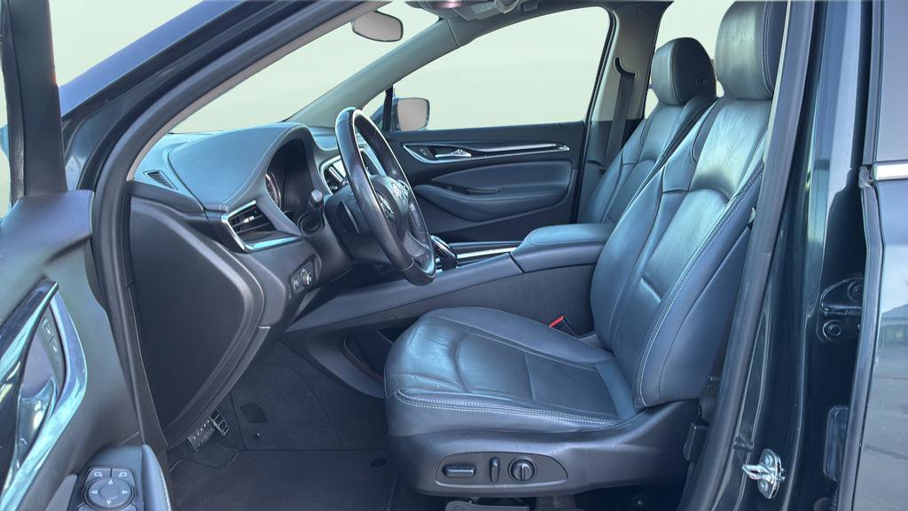 Used 2019 Buick Enclave Essence FWD image 28