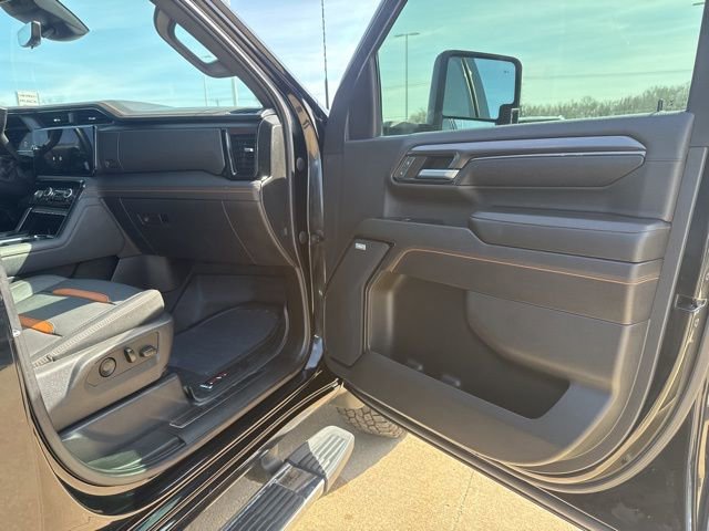 Used 2024 GMC Sierra 2500 AT4 w/ Technology Package image 53