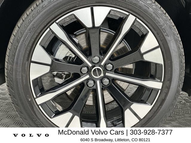 New 2026 Volvo XC60 B5 Plus w/ Protection Package Premier AWD/4WD image 10