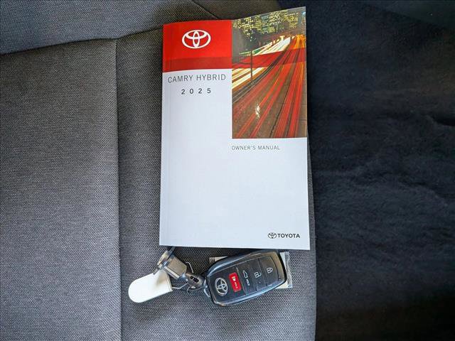 Certified 2025 Toyota Camry LE FWD image 22