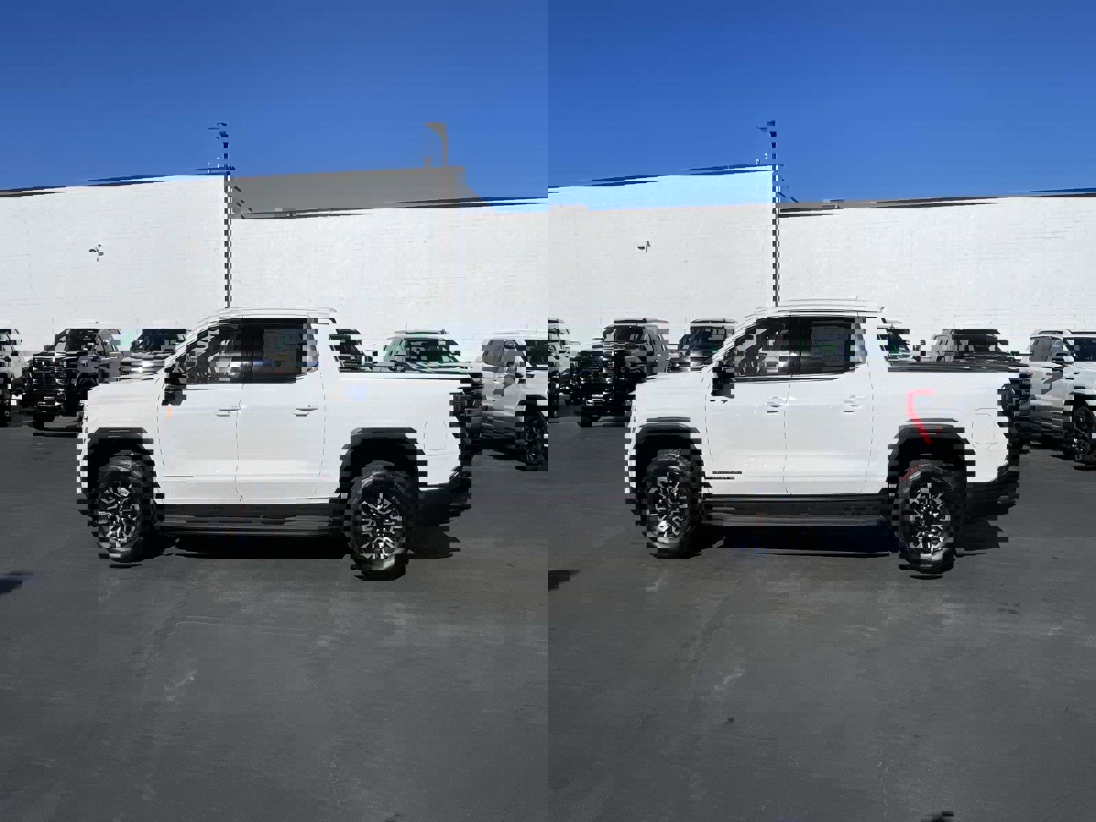 New 2026 GMC Sierra EV Elevation image 8