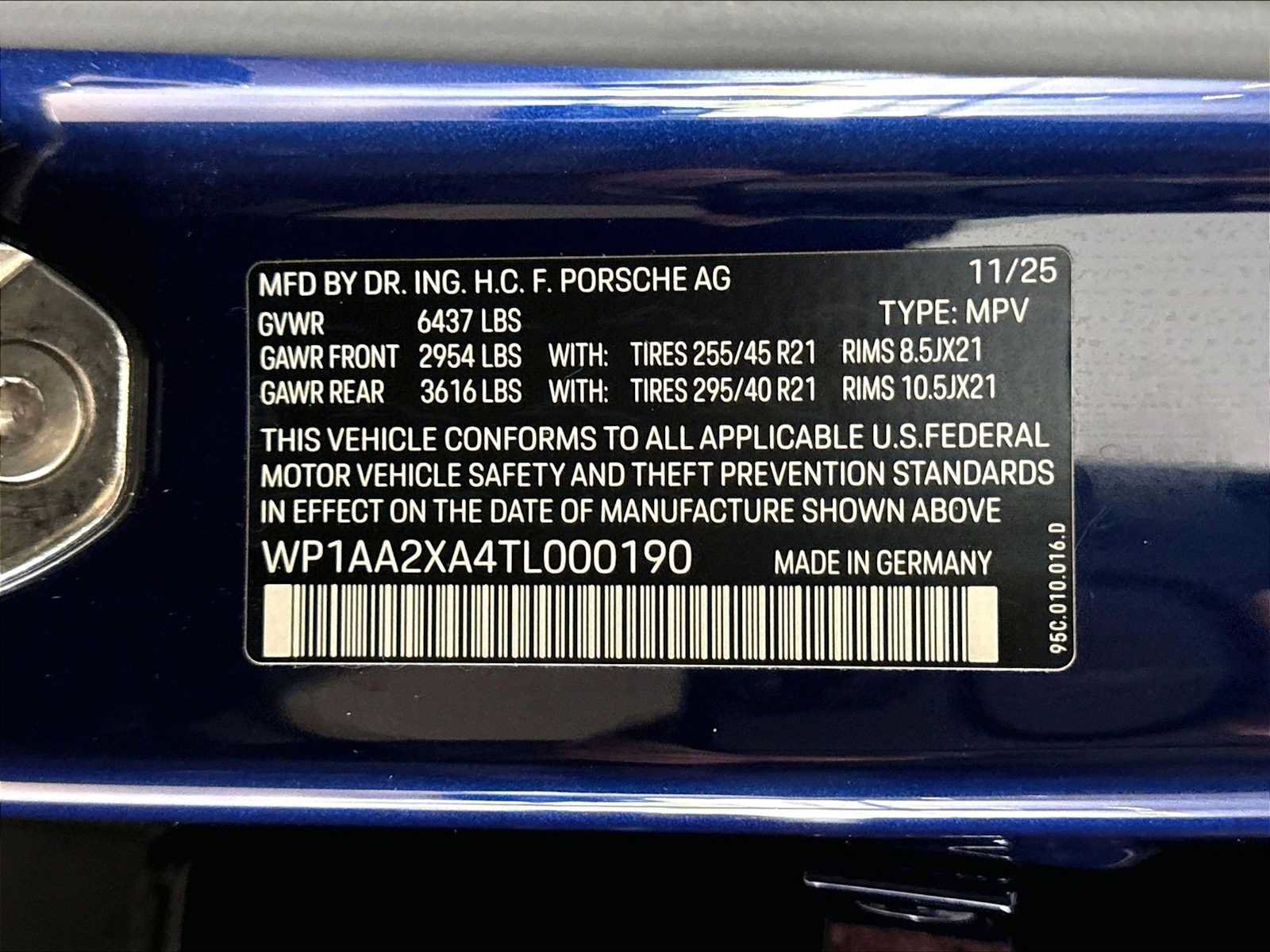 Used 2026 Porsche Macan 4 Electric AWD/4WD image 35