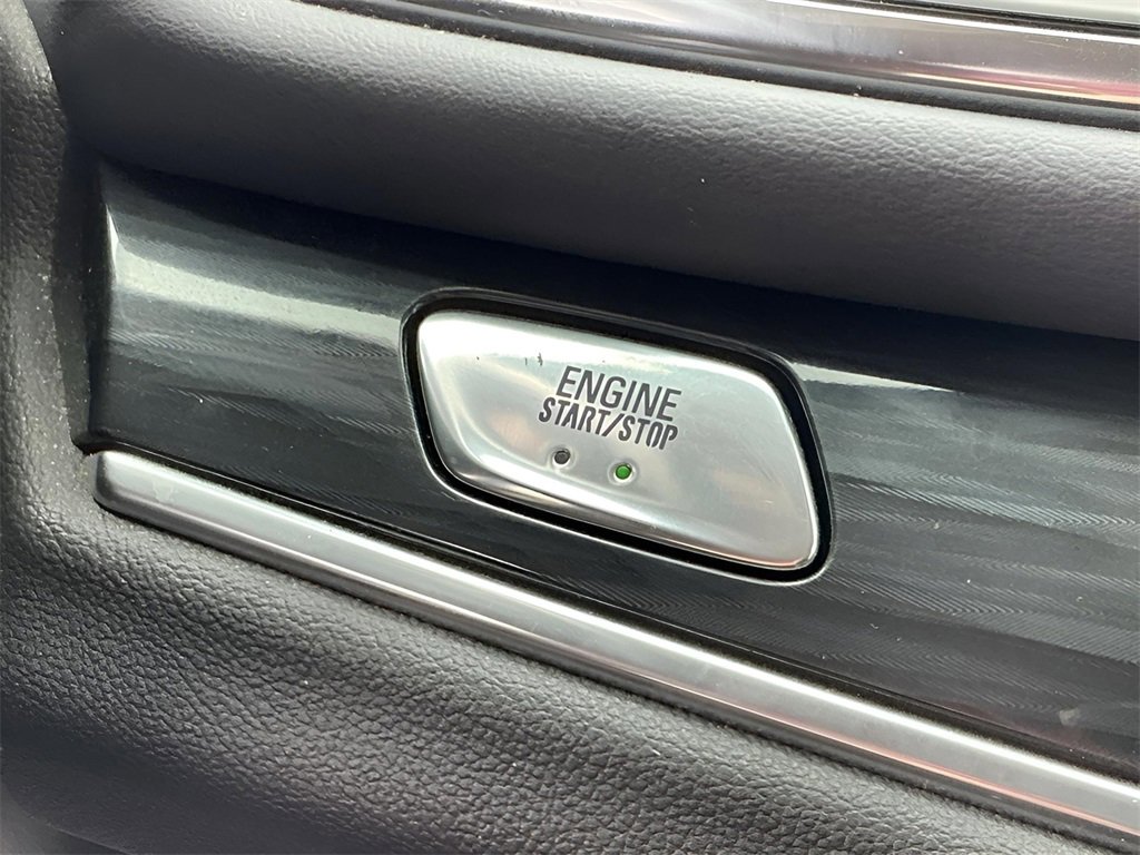 Used 2021 Buick Enclave Essence w/ Sport Touring Edition image 34