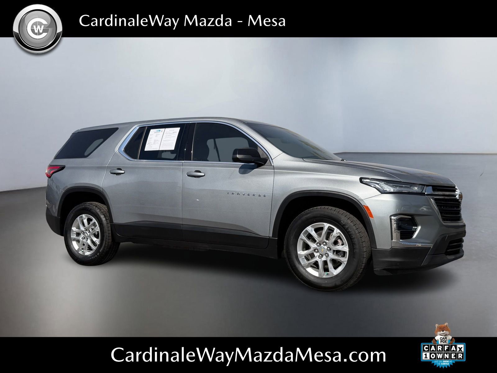 Used 2023 Chevrolet Traverse LS image 1