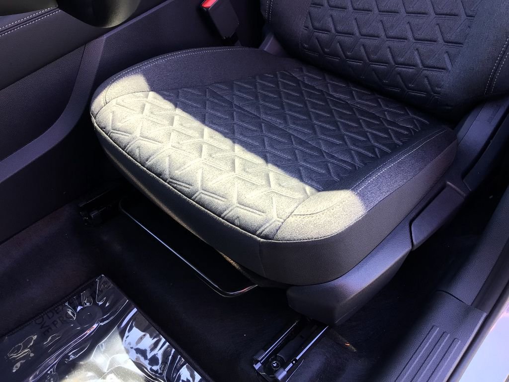 New 2025 Nissan Kicks SV w/ SV Premium Package image 10