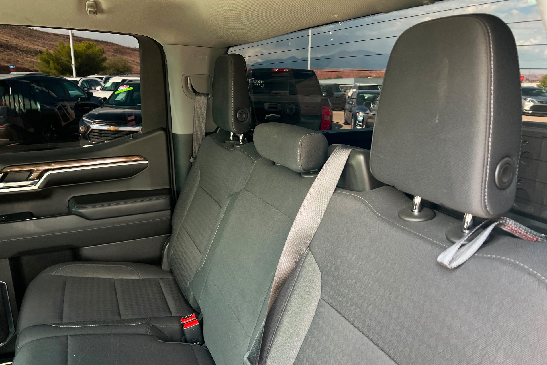 Used 2022 Chevrolet Silverado 1500 RST AWD/4WD image 21