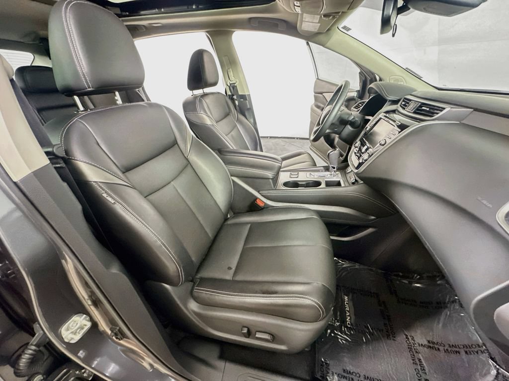 Used 2020 Nissan Murano SL w/ Moonroof Package FWD image 14