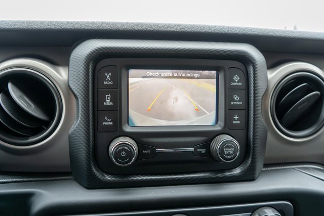 Used 2020 Jeep Wrangler Sport image 19