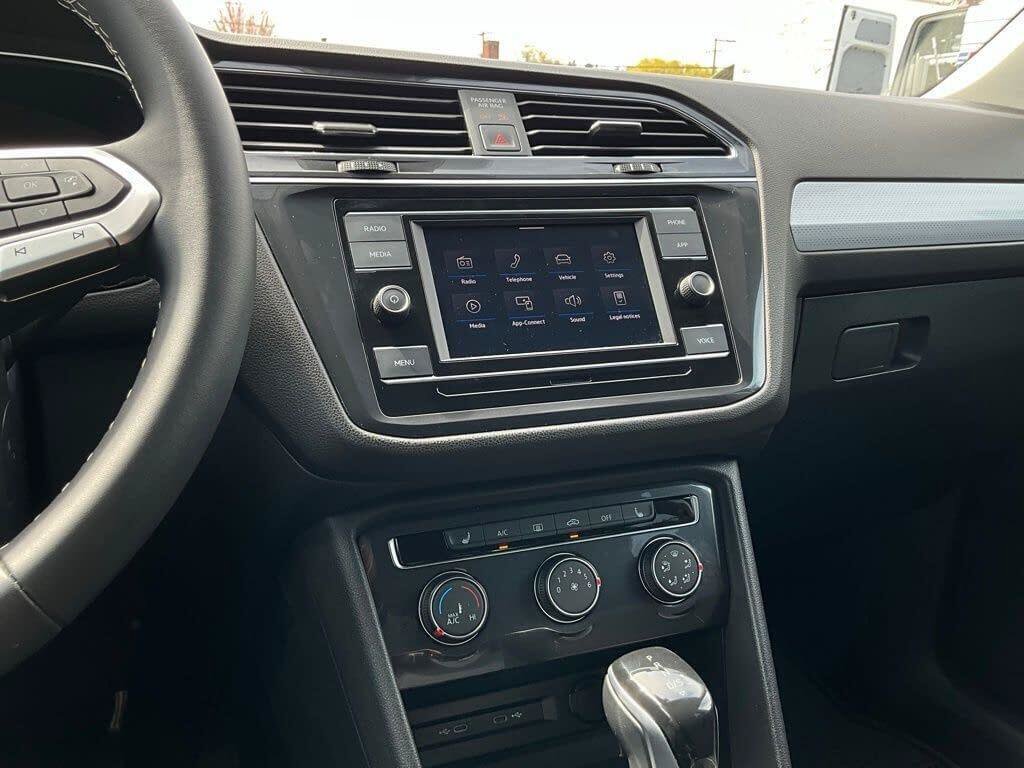 Certified 2023 Volkswagen Tiguan S FWD image 19