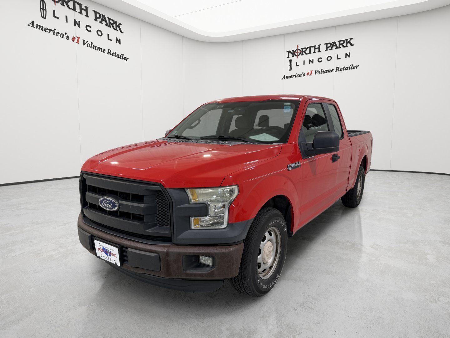 Used 2015 Ford F150 XL w/ Equipment Group 101A Mid RWD image 1