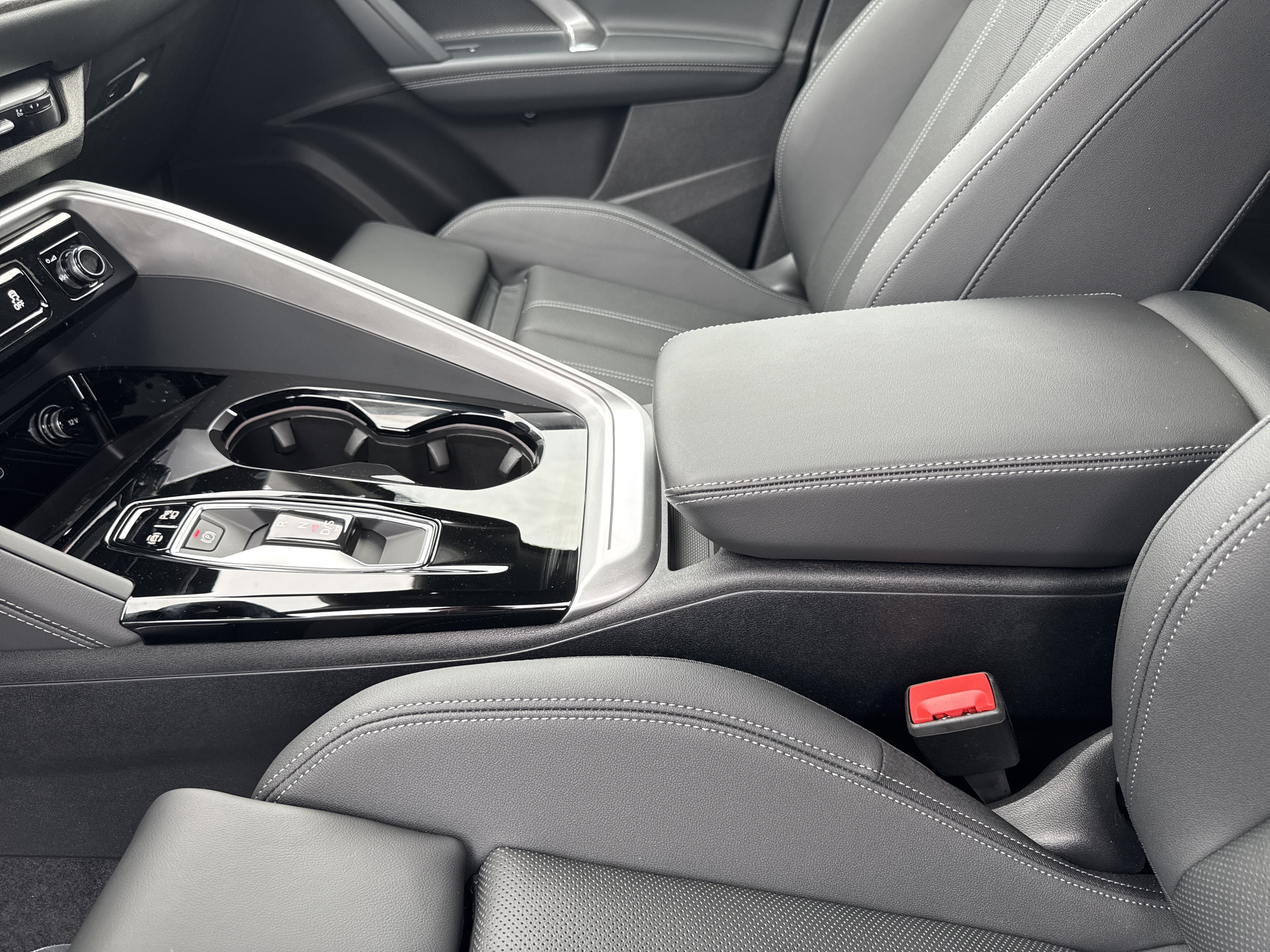 New 2026 Audi Q5 Premium Plus AWD/4WD image 22