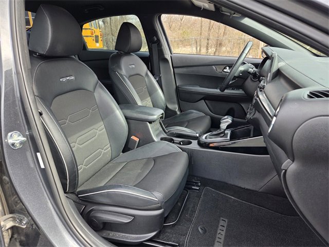 Used 2021 Kia Forte GT-Line image 16