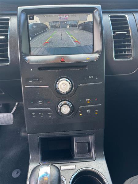 Used 2018 Ford Flex SEL w/ Class III Trailer Tow Package FWD image 11