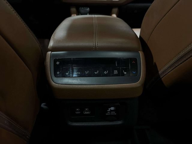 Used 2023 Nissan Pathfinder Platinum AWD/4WD image 18
