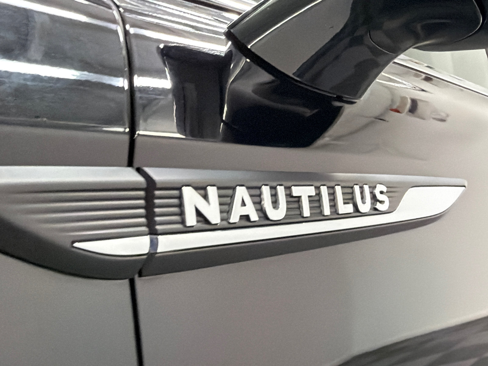 Certified 2023 Lincoln Nautilus AWD w/ Premium Package image 14