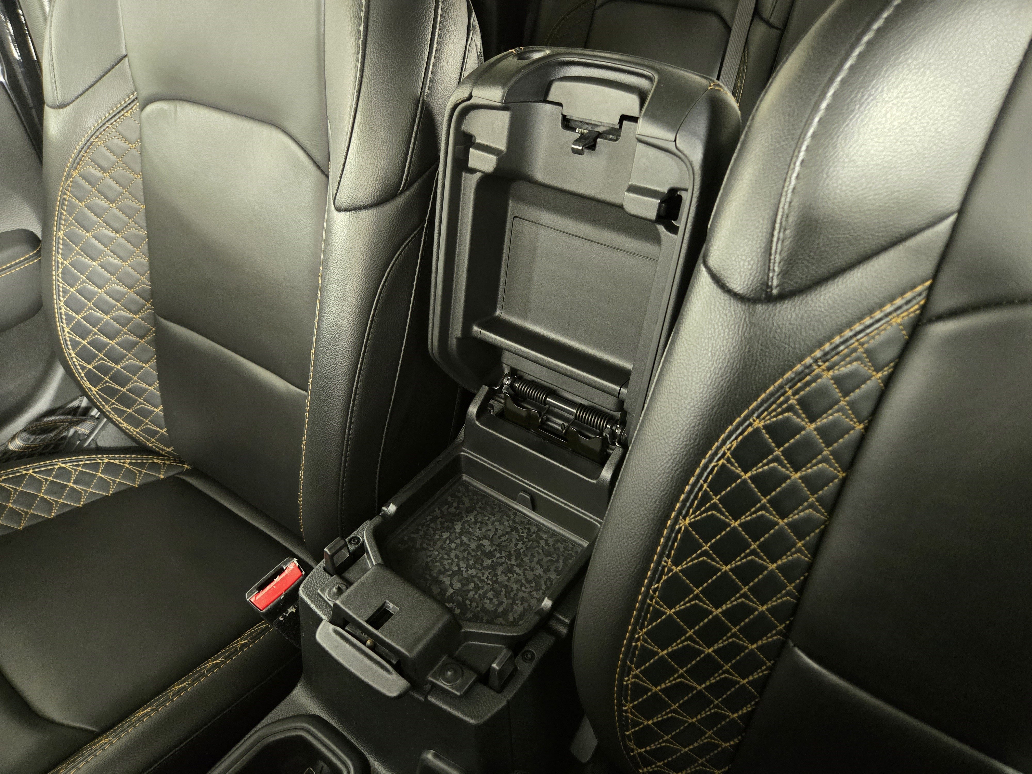 Used 2022 Jeep Gladiator Overland image 28