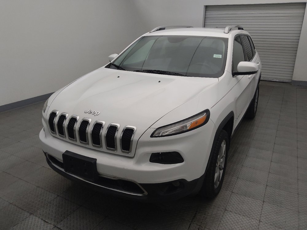 Used 2018 Jeep Cherokee Limited w/ Luxury Group AWD/4WD image 15