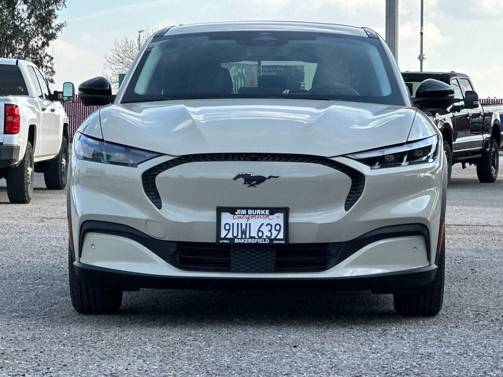 Certified 2025 Ford Mustang Mach-E Select image 9