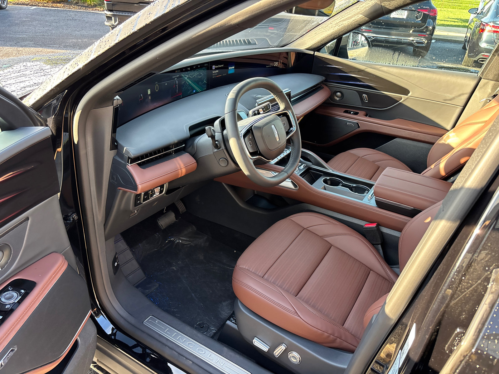 New 2026 Lincoln Nautilus Reserve w/ Jet Appearance Package AWD/4WD image 25