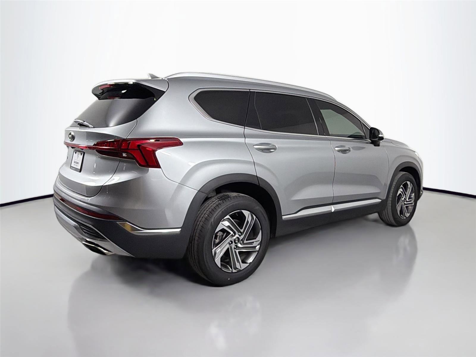Used 2022 Hyundai Santa Fe SEL w/ Convenience + Premium Package FWD image 5