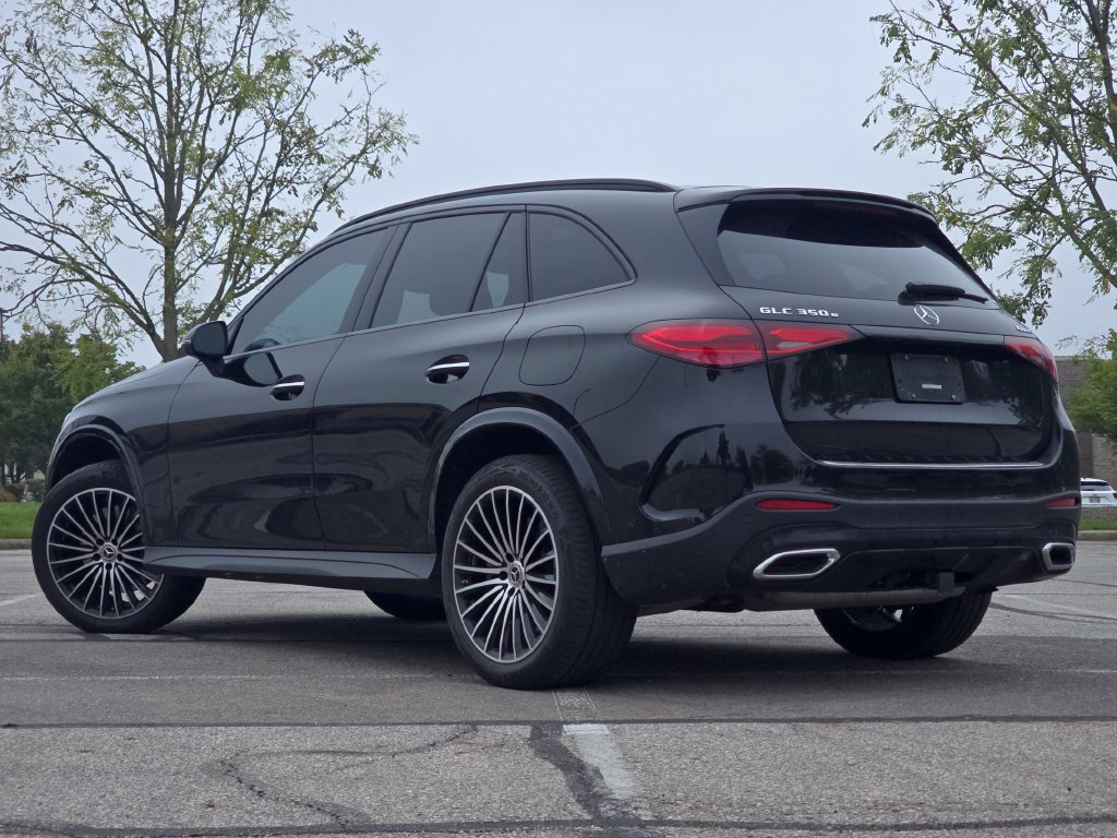 Used 2025 Mercedes-Benz GLC 350e 4MATIC image 15