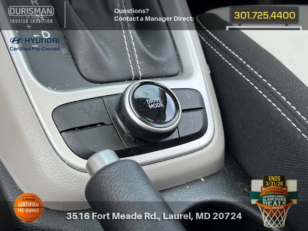 Certified 2025 Hyundai Venue SEL image 21