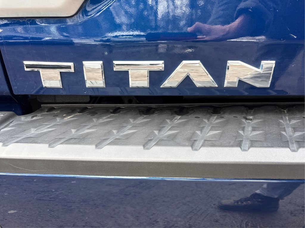 Used 2023 Nissan Titan Platinum Reserve w/ Off Road Protection Package image 15
