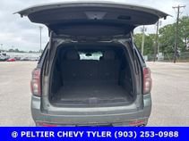 Used 2023 Chevrolet Suburban Premier AWD/4WD image 7