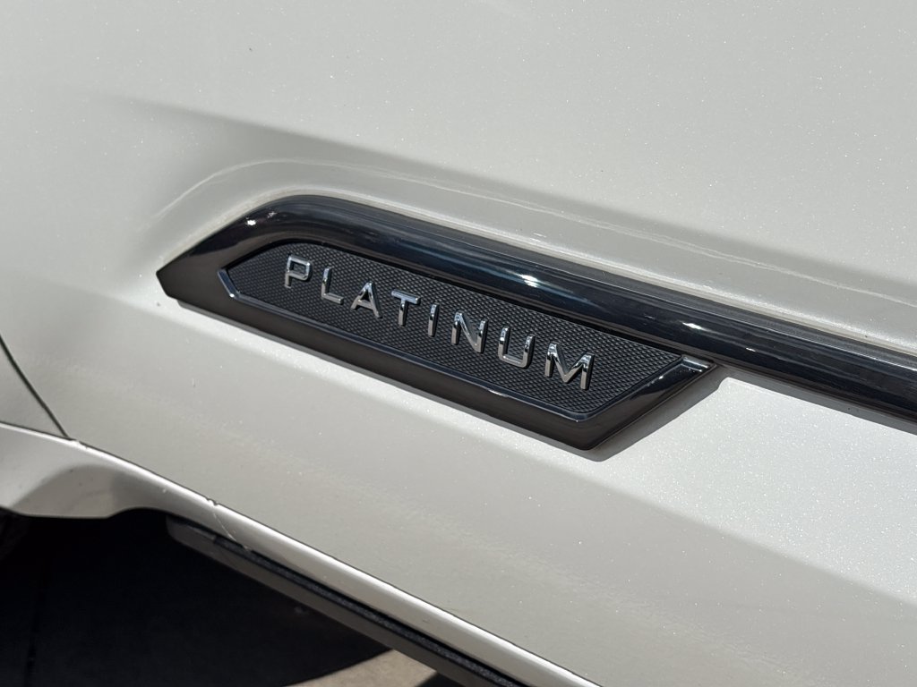 Used 2025 Toyota Tundra Platinum AWD/4WD image 52