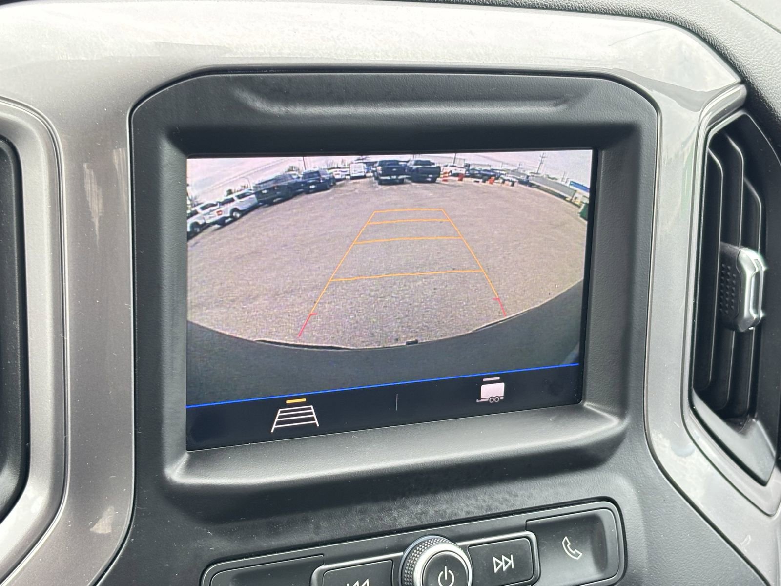 Used 2020 Chevrolet Silverado 1500 Custom Trail Boss w/ Custom Convenience Package image 6