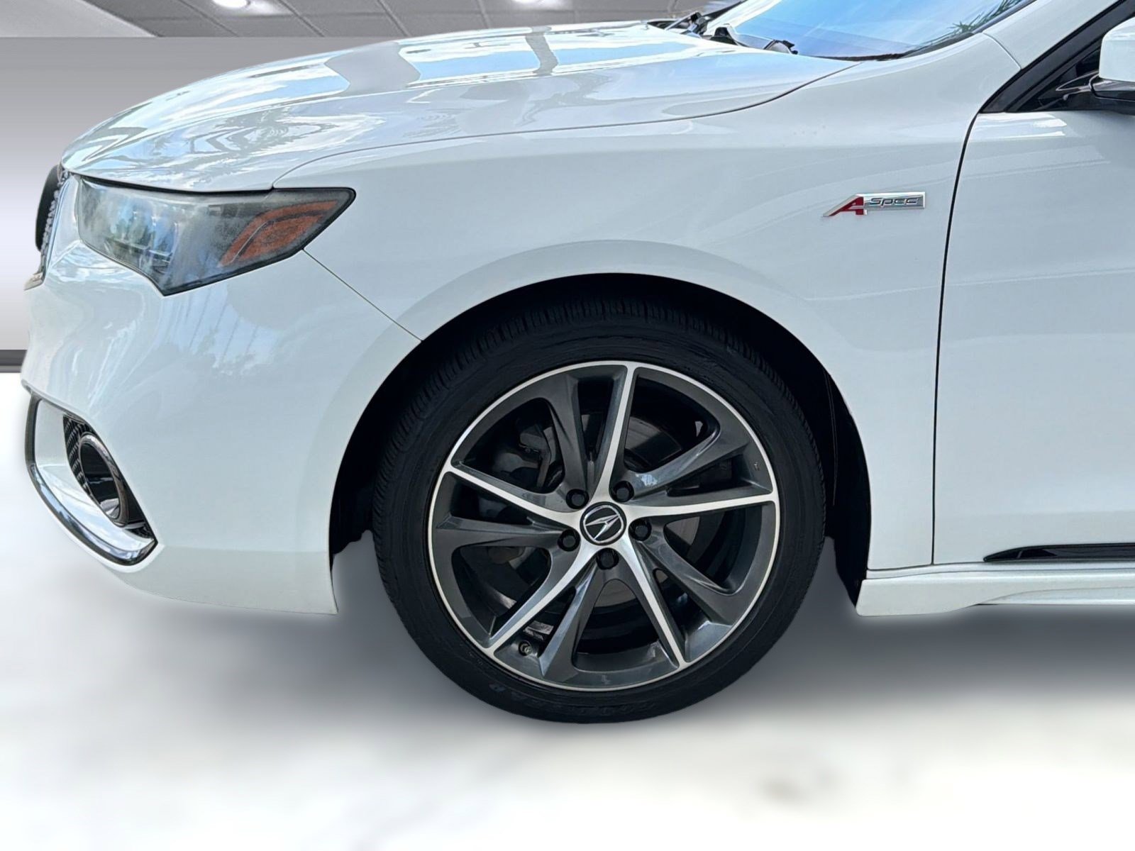 Used 2018 Acura TLX V6 w/ Technology & A-SPEC Pkg AWD/4WD image 12