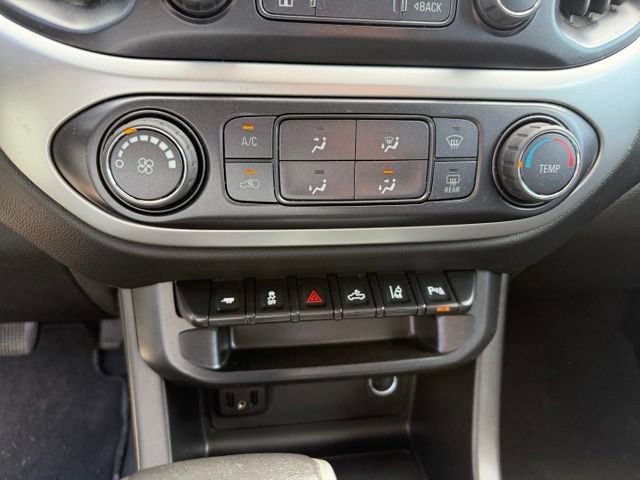 Used 2021 Chevrolet Colorado LT w/ Safety Package AWD/4WD image 19