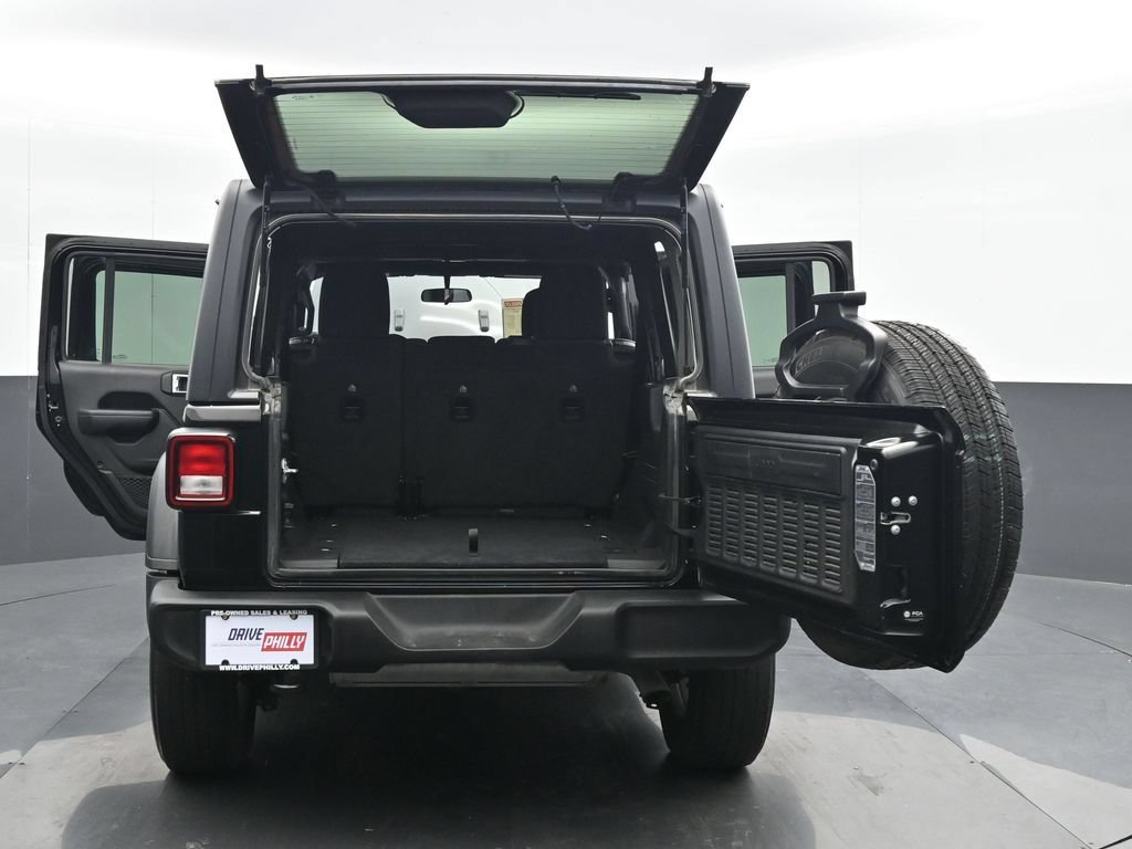 Used 2021 Jeep Wrangler Unlimited Sport AWD/4WD image 25