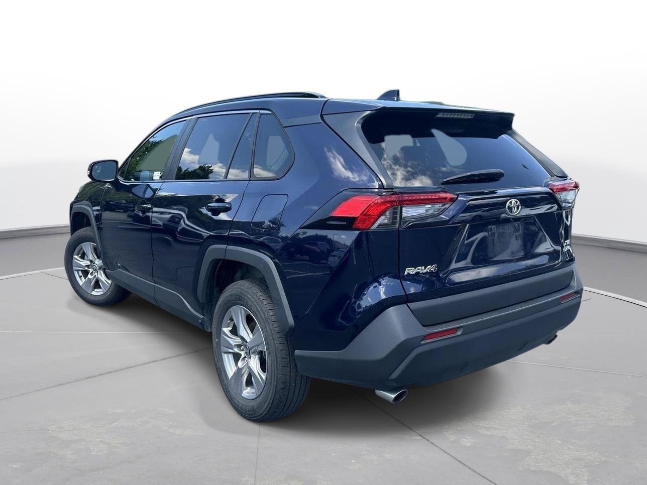 Certified 2025 Toyota RAV4 XLE AWD/4WD image 8