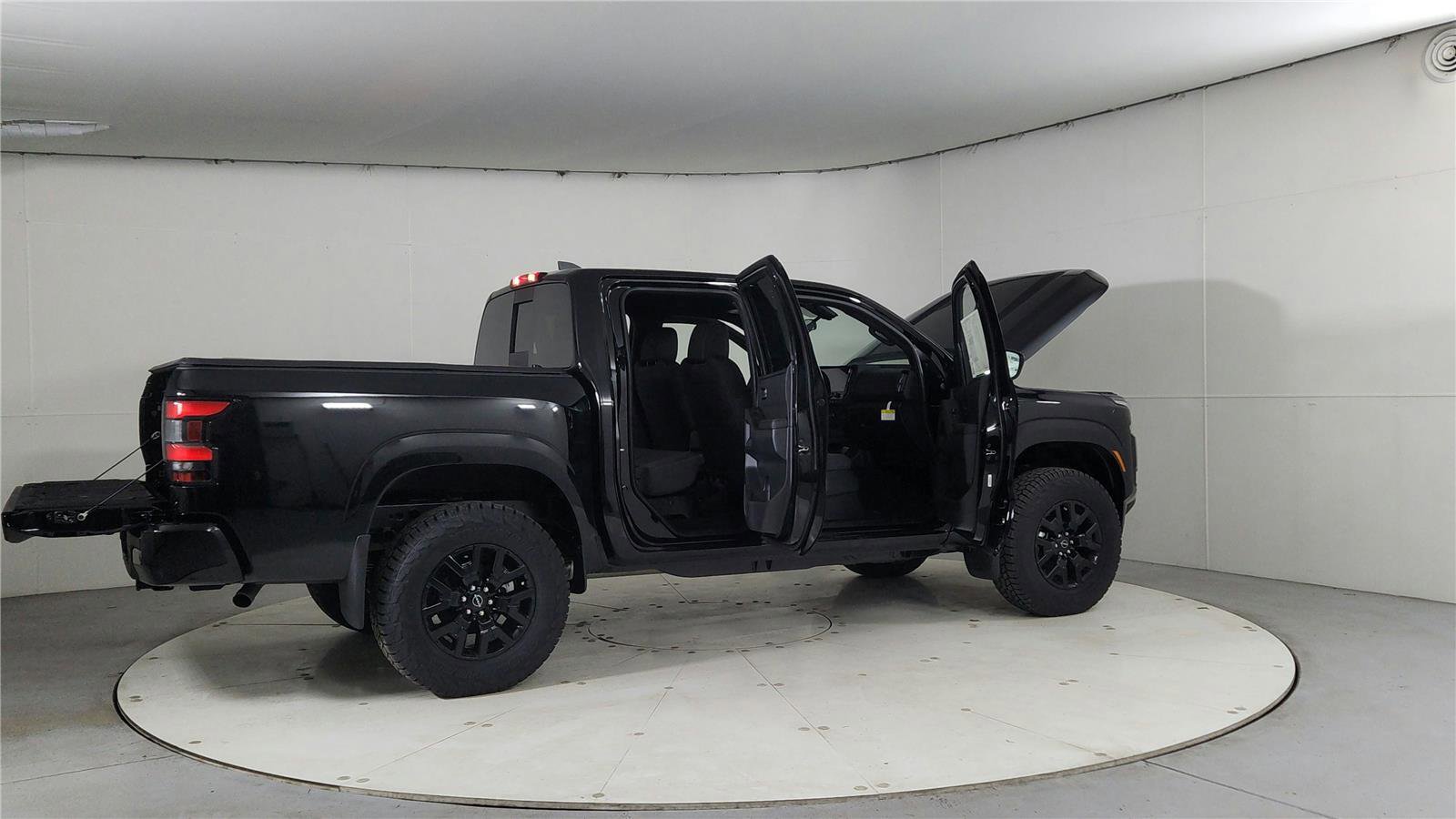 New 2026 Nissan Frontier SV w/ Tow Package image 12